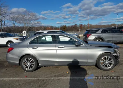 2016 Mercedes-Benz C 300 4Matic from USA, damaged, VIN 55SWF4KBXGU152585